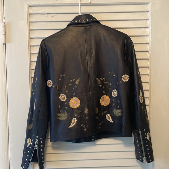 leather jacket - Picture 3 of 4